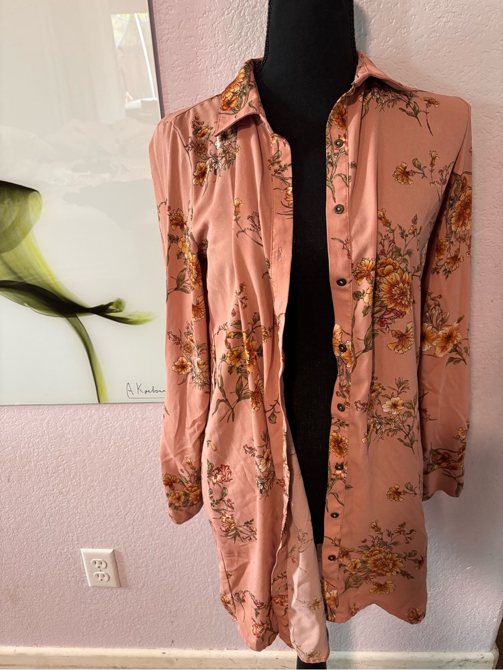 Floral shirt size small